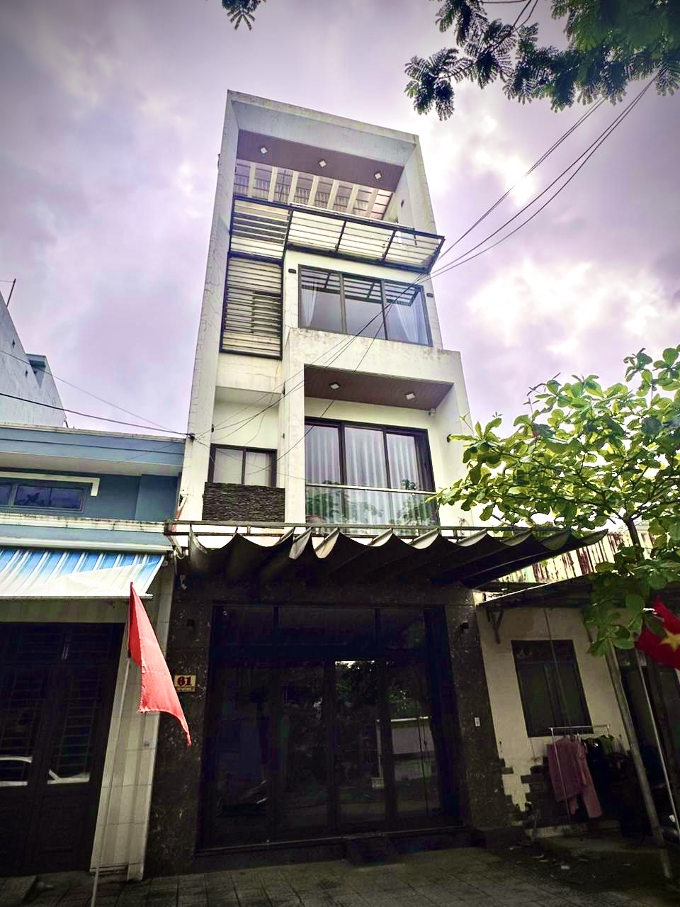Facade Moon Light 2 — 61 Vũ Quỳnh, Thanh Khê, Đà Nẵng